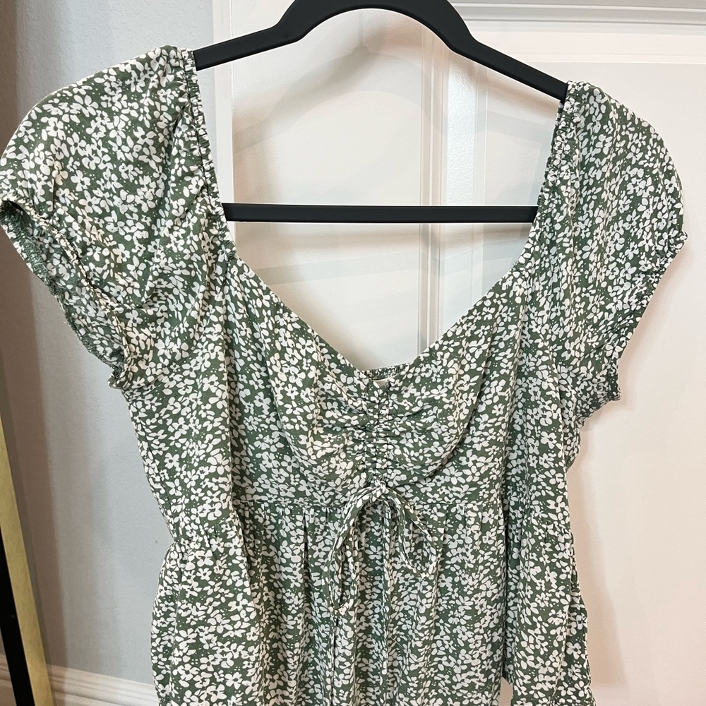 Green Floral Puff Sleeve Top